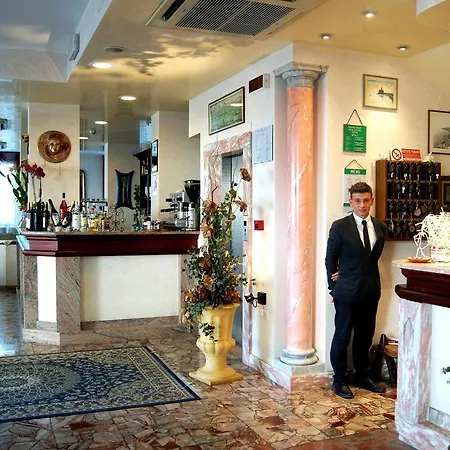 酒店 Marinella 卡奥莱